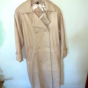Jaqualine Ferrar Long Leather Cream Coat NWT Small
